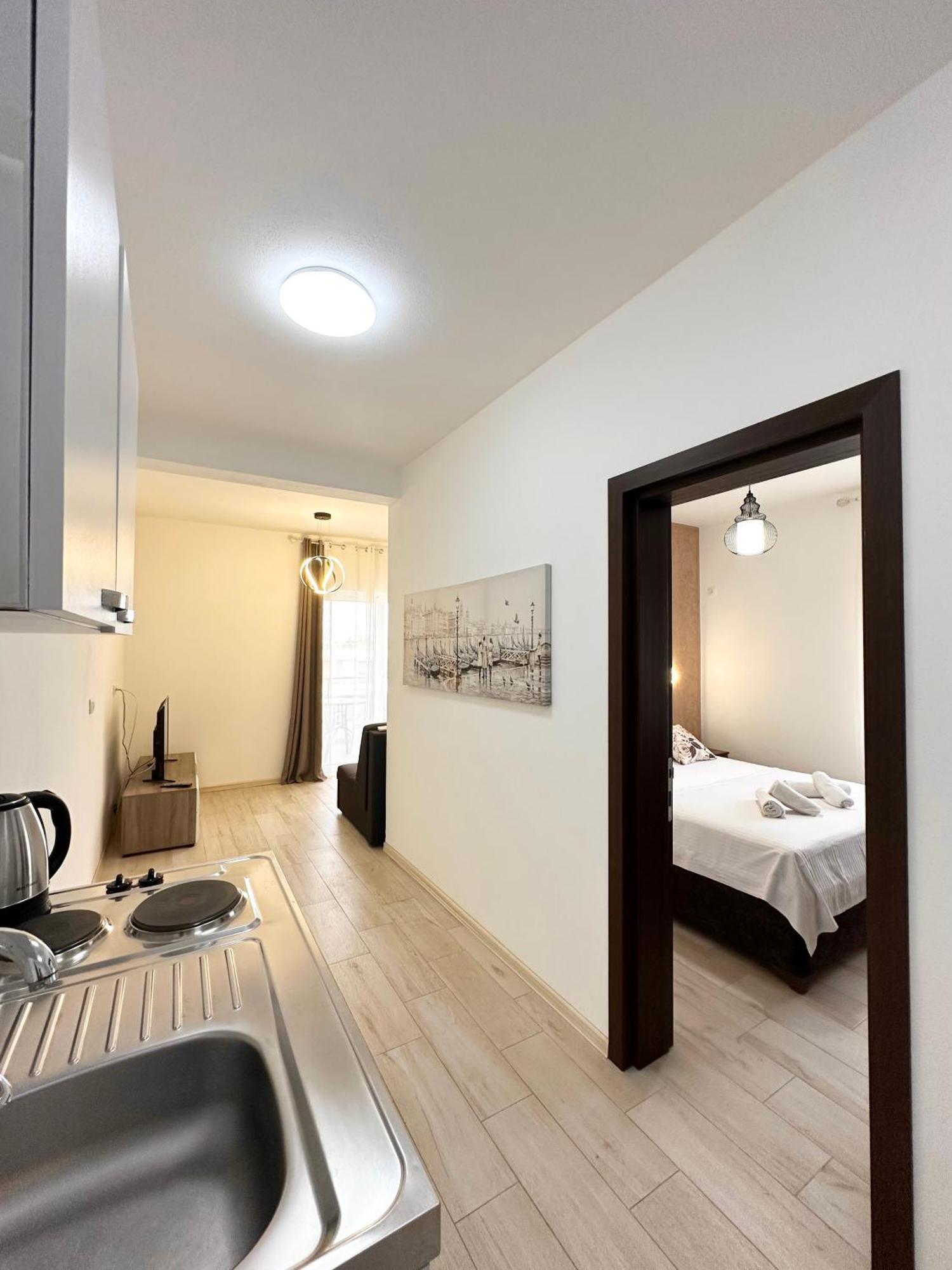 Apartmens Xhenis Lux أولتْسي المظهر الخارجي الصورة