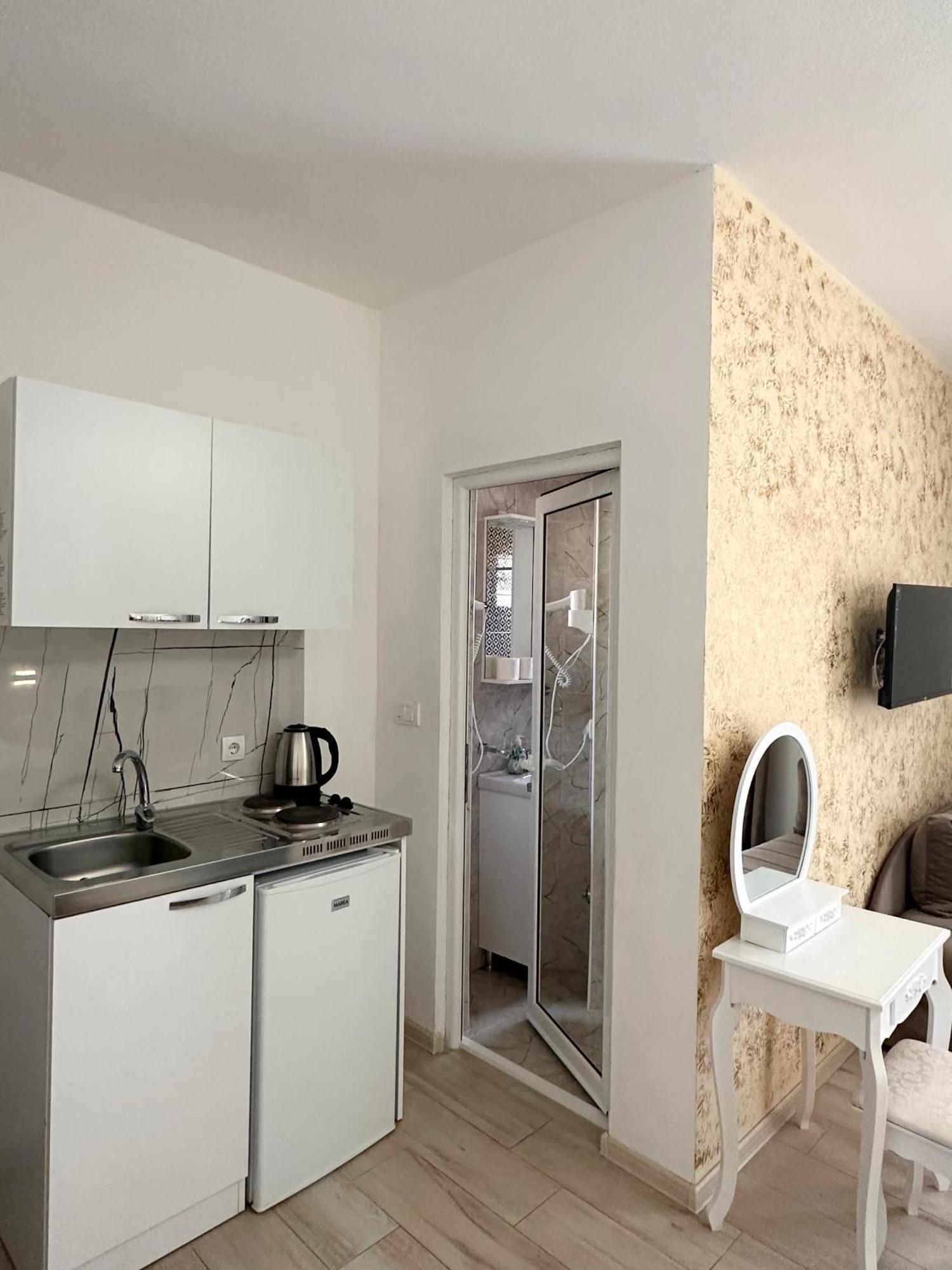 Apartmens Xhenis Lux أولتْسي المظهر الخارجي الصورة