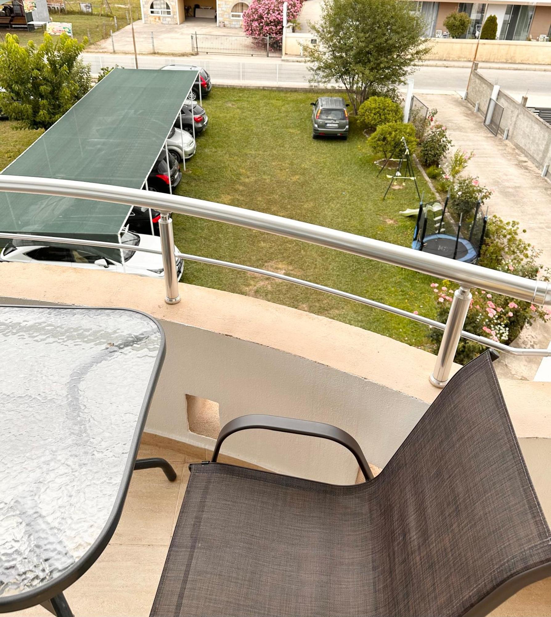 Apartmens Xhenis Lux أولتْسي المظهر الخارجي الصورة