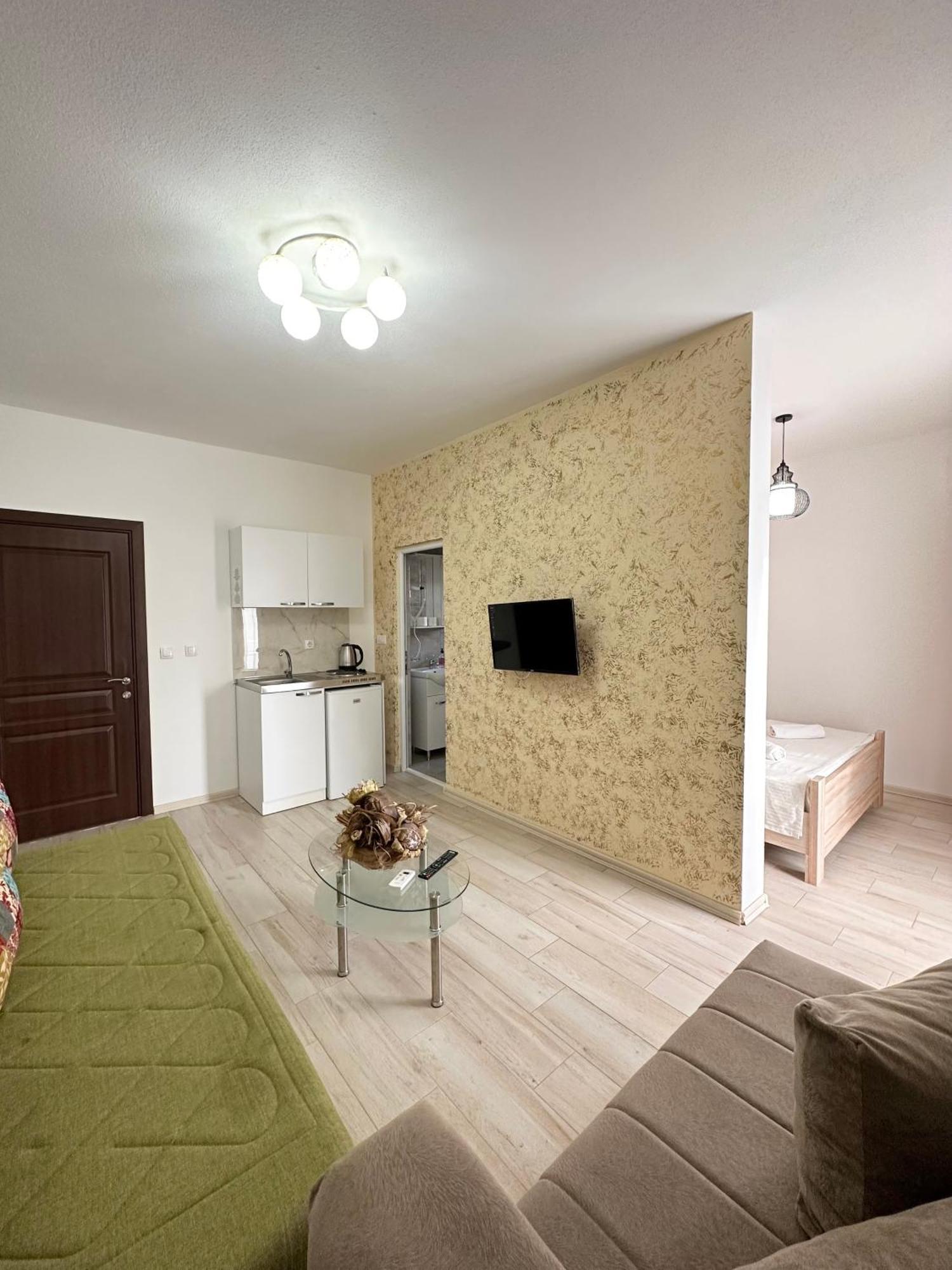 Apartmens Xhenis Lux أولتْسي المظهر الخارجي الصورة